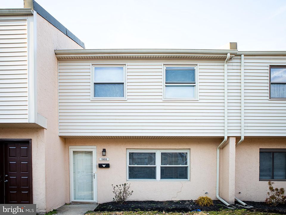 1st image of 1303 Chelmsford Cir