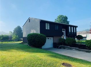 104 Glenwood Dr, Elizabeth, PA