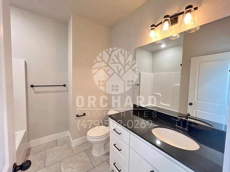 592 Bradford Dr — Photo 11