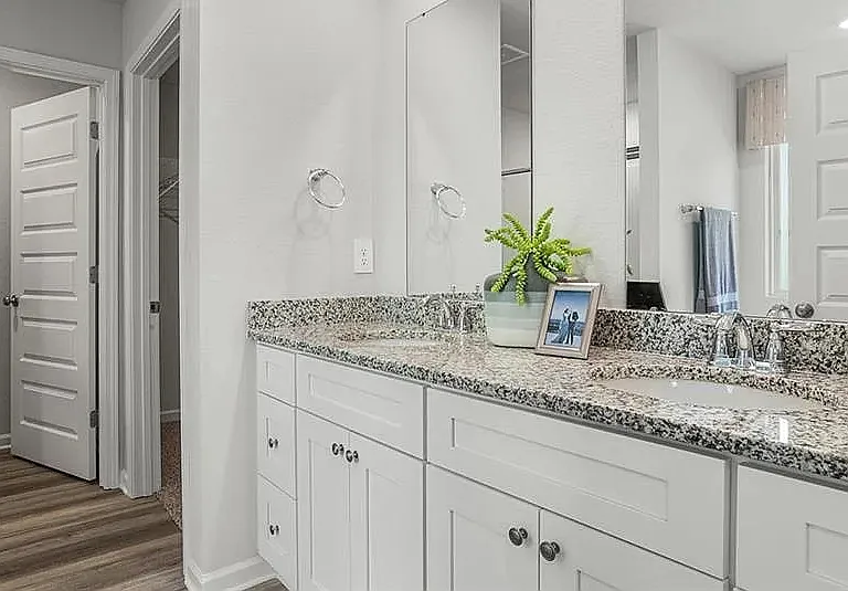 10555 Lowell St W — Photo 31