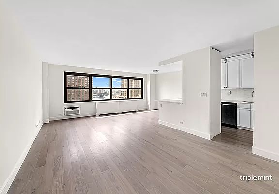2nd image of 185 W End Ave APT 25R