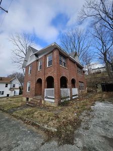 215 S Washington Ave, Pulaski, VA, 24301