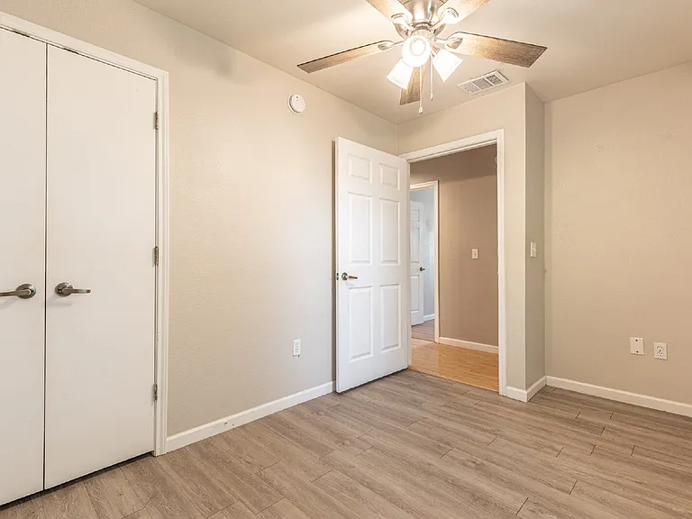 3727 Aragon Dr — Photo 22