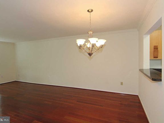 5th image of 6026 Little Brook Ct