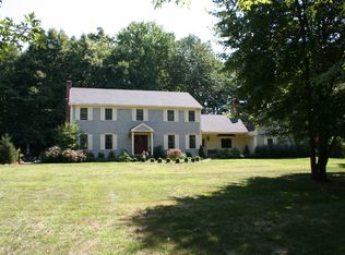 41 Riders Ln, Fairfield, CT 06824