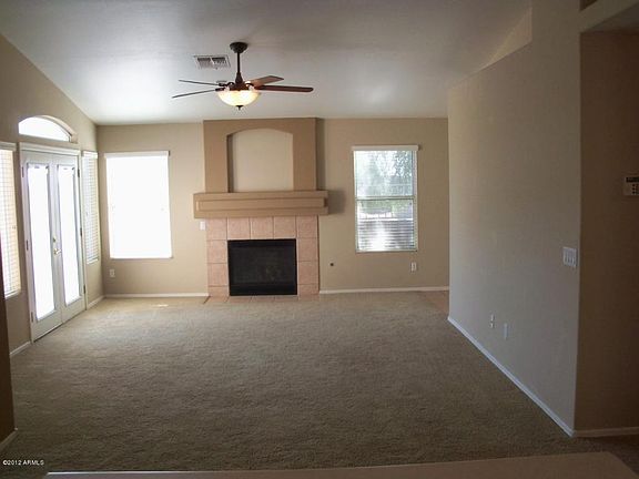 4th image of 1917 E Williams Dr