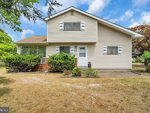 304 Lillian Ln Photo 1