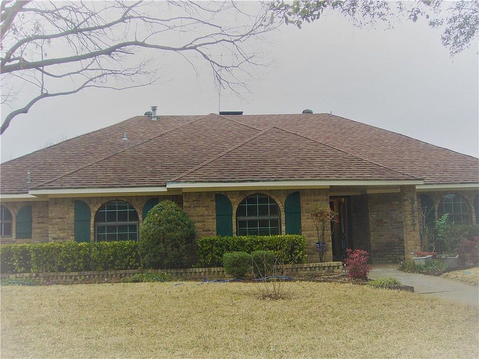 1st image of 3117 Parkhaven Dr