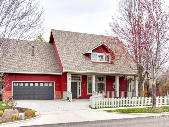 5218 W Hidden Springs Dr, Boise, ID 83714