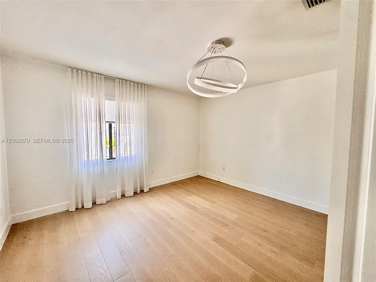 8108 NW 48th Ter — Photo 38
