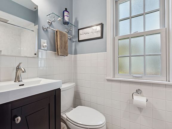 5th image of 4525 43rd Ave S