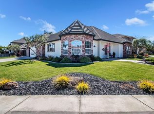 1212 Buzzini Ct, Ripon, CA 95366