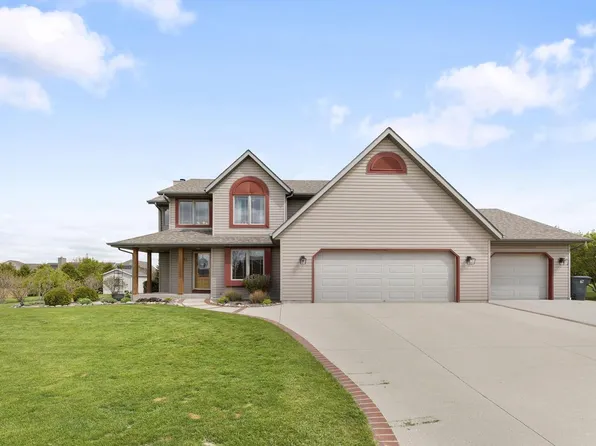 248 Bastogne COURT, Belgium, WI 53004