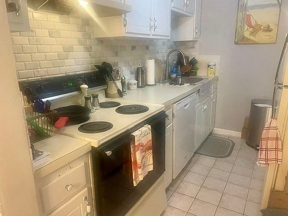 4th image of 205 Higgins Crowell Rd #33