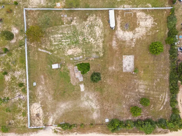 16037 Creek Haven Rd, Fountain, FL 32438