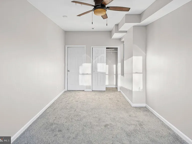 2532 Druid Hill Ave — Photo 9