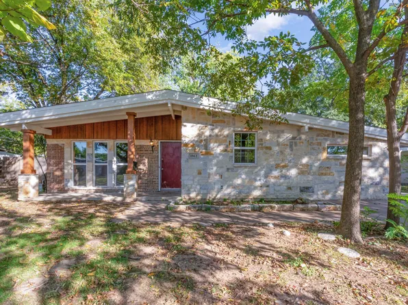 1912 Harvard St S, Irving, TX 75061