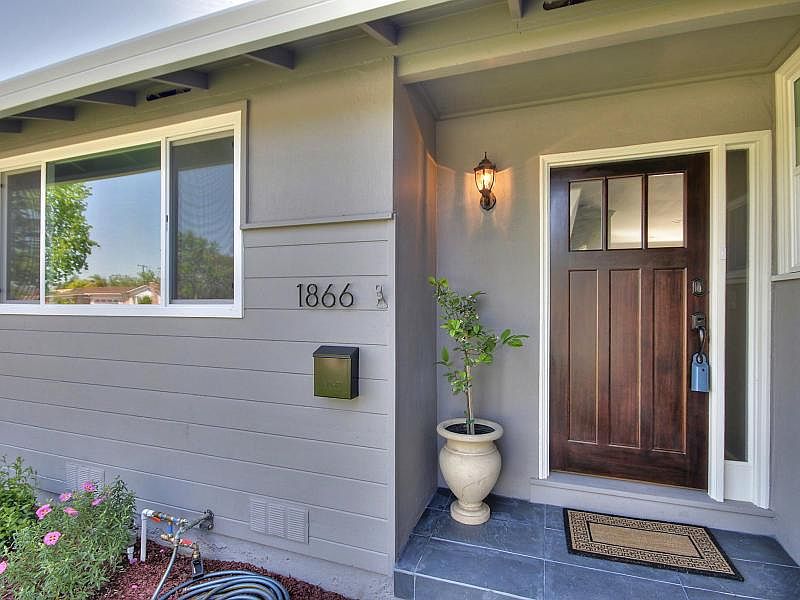 1st image of 1866 Gunston Way