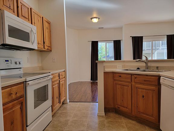 3rd image of 8459 S Ivy Springs Ln