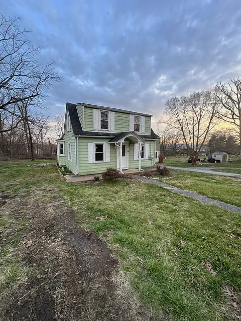 145 Buttonwood St