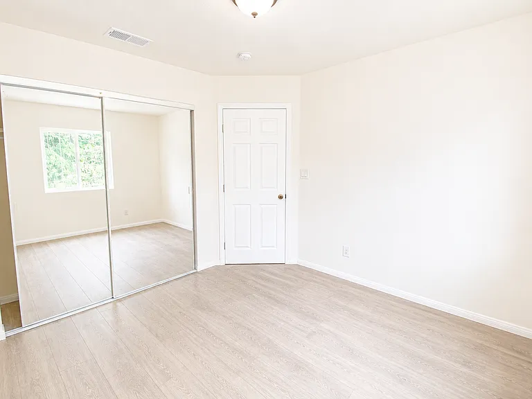 15600 Country Club Dr — Photo 8