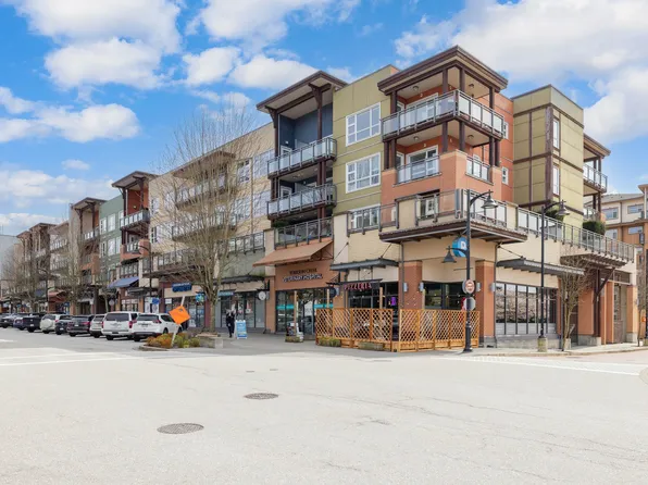 20728 Willoughby Town Centre Dr #316, Langley, BC V2Y 0P3