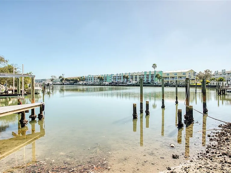 717 E Gulf Blvd #2 — Photo 40