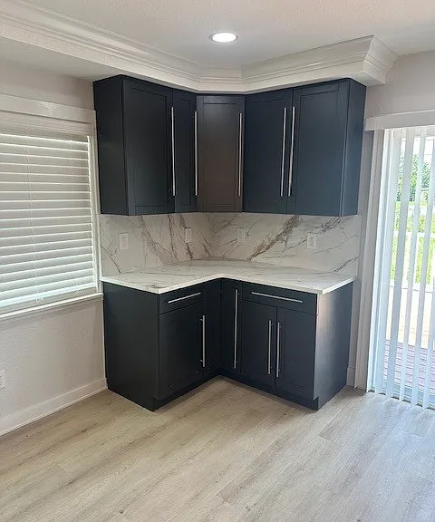 2943 W Beach St — Photo 4