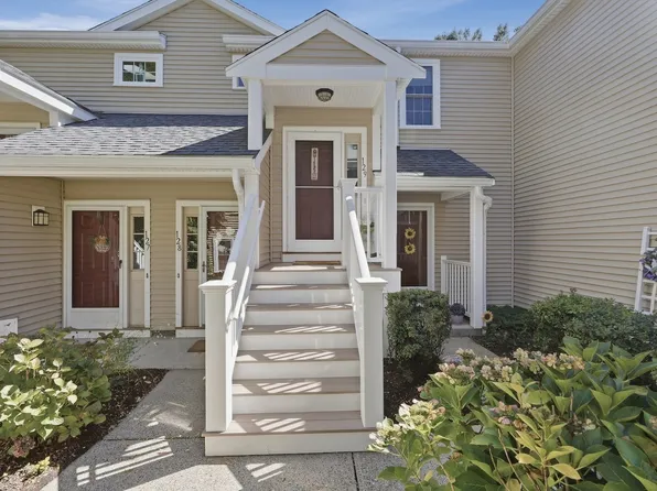 129 Tyson Commons Ln #129, Braintree, MA 02184