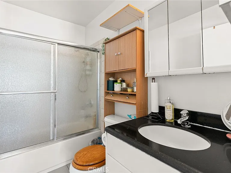 18350 Hatteras St #267 — Photo 13