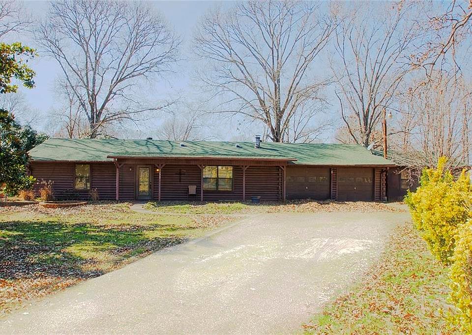 1st image of 4232 Pine Wood Trl