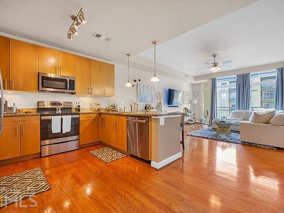3rd image of 711 Cosmopolitan Dr NE Unit 622