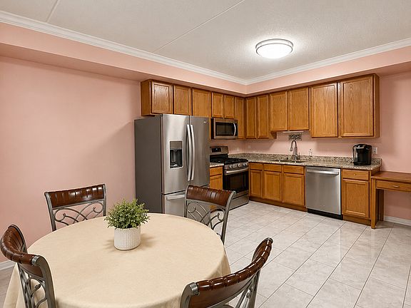 3rd image of 8828 Niles Center Rd APT 301