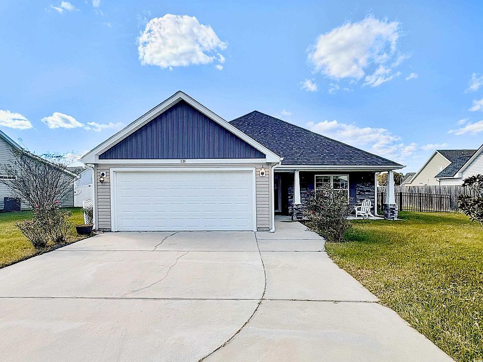 1st image of 131 Balsa Dr.