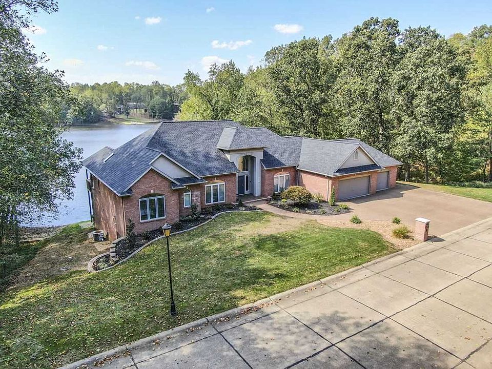 1st image of 10544 Oglesby Dr