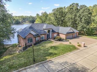 10544 Oglesby Dr, Evansville, IN 47720