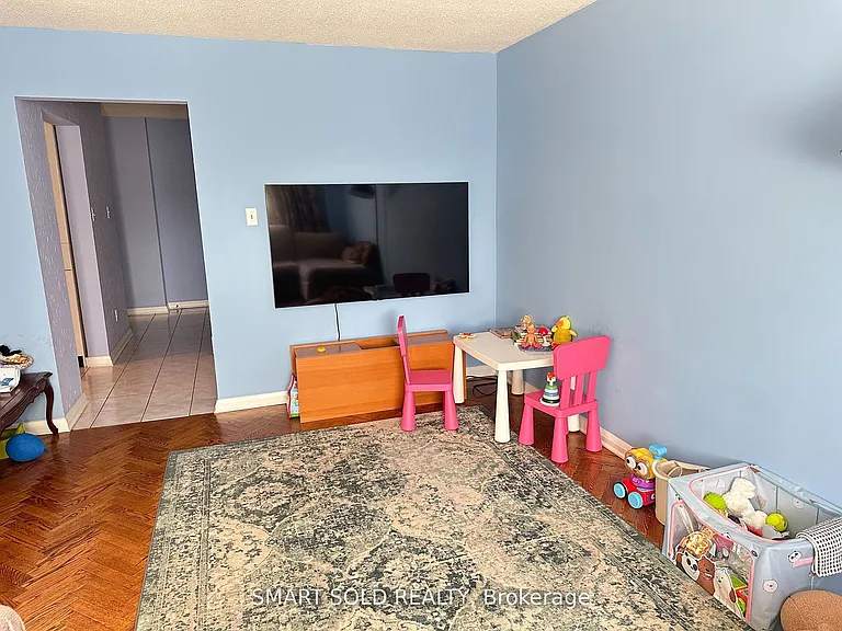 117 Westhampton Dr — Photo 5