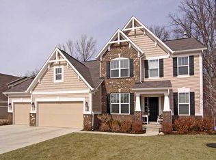 12888 Clairmont Dr, Fishers, IN 46037