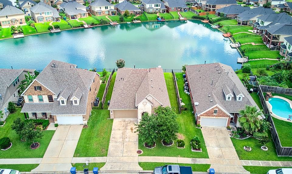 1st image of 3914 Medici Ct