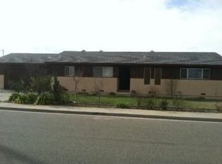 129 Center St, Waterford, CA 95386