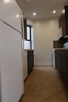 Rented by Atlantic Management Co Inc | media 25