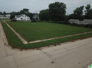 201 N 5th Ave, Sheldon, IA 51201