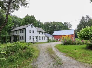 1040 Old Hillsboro Rd, Henniker, NH 03242