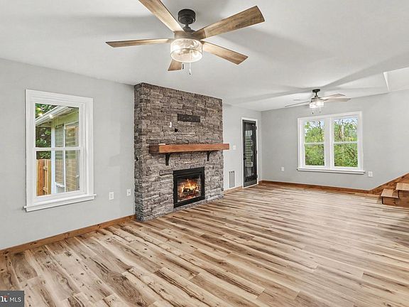 4th image of 2178 Log Cabin Rd