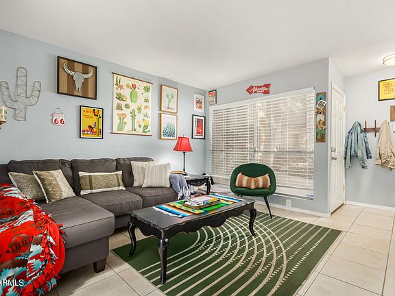 4th image of 2946 N 14TH Street #19