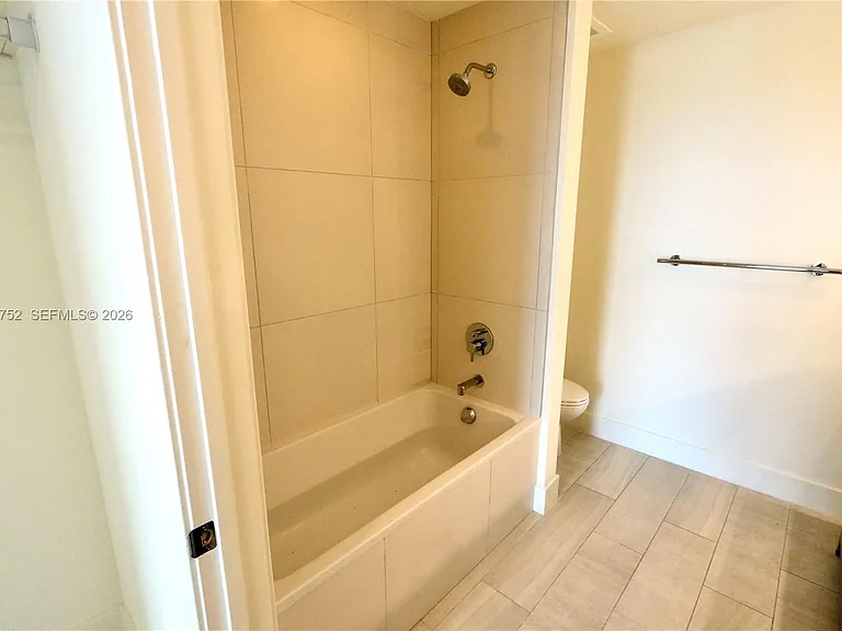 2000 Metropica Way #810 — Photo 12