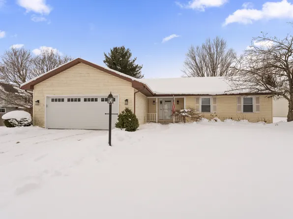 12170 Fields Farm Ct, Granger, IN 46530