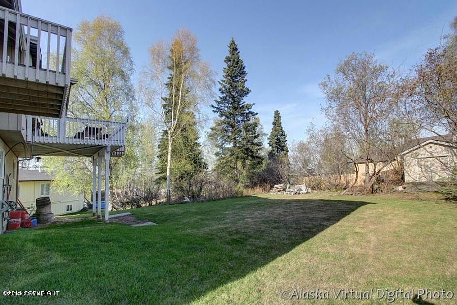 2nd image of 6131 Chevigny St