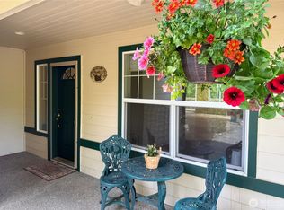 15 Leighbrook Ln, Port Ludlow, WA 98365