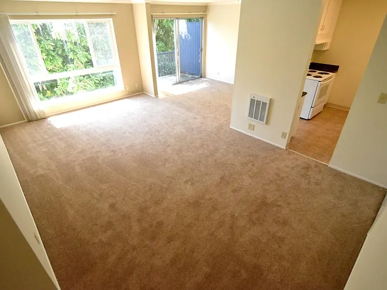 2126 Lincoln Ave #35 — Photo 3